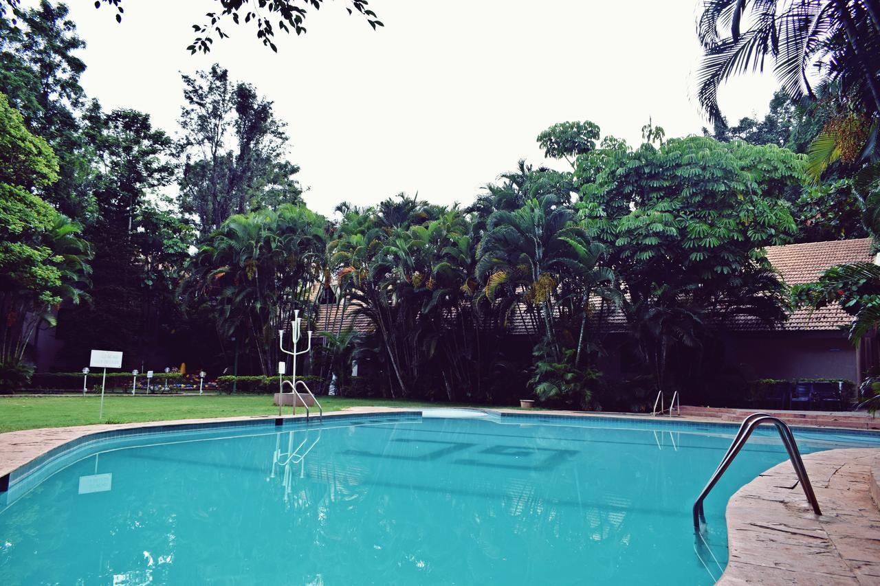 Gold Coins Club & Resort Kammasandra Exterior photo